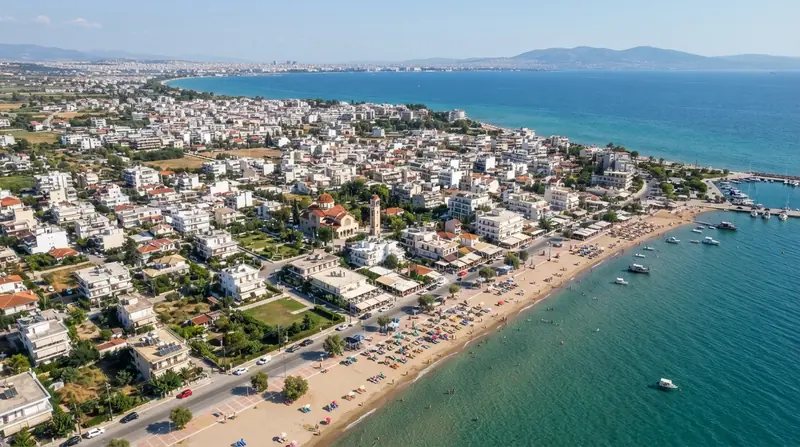 Pogled iz vazduha na Nei Epivates, Solunska regija, Grčka — odredište kombi prevoza iz Srbije
