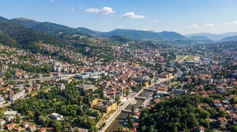 Pogled iz vazduha na region Sarajevska regija, Bosna i Hercegovina — kombi prevoz iz Srbije do Sarajevske regije